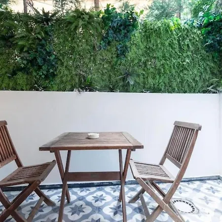 Historical 4-br Steps From Besiktas Stadium & Bosphorus Views - Prime Nisantasi Location! *